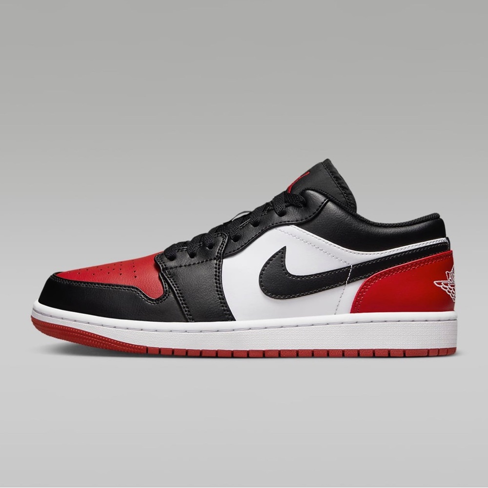 Air Jordan 1 Low
Men's Shoes